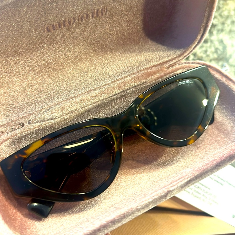 BRAND NEW Miu Miu sunglasses